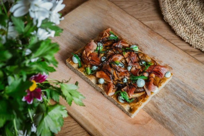 Focaccia tataki atún